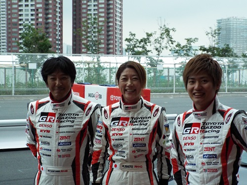 左から影山正彦選手、佐藤久実選手、大嶋和也選手。